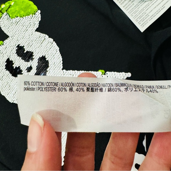 Disney Boys Girls Flip Sequin Mickey Ghost Halloween Shirt Black Size M - Picture 4 of 5